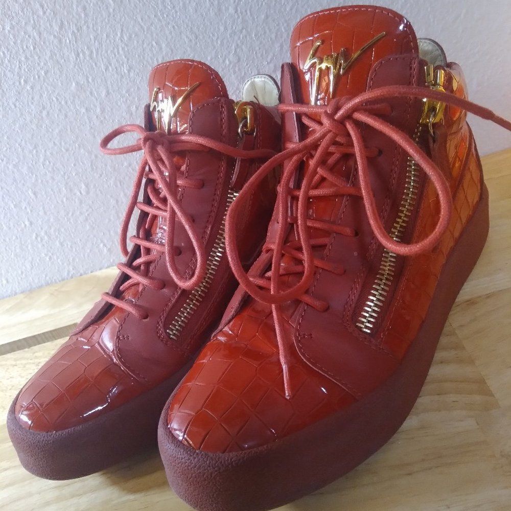 Giuseppe Zanotti Men's Leather Mid-Top Sneaker Crocodile Embossed 39.5